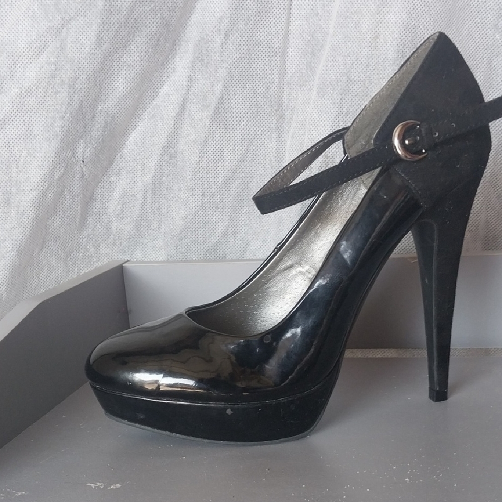 G by Guess Glossy Black Heels with Strap